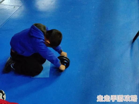 萌宅定制手游《少年勇者团》今日震撼首发，惊喜福利大放送，不容错过！