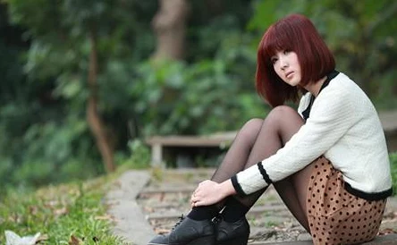 男男干淫荡书生众美女追求梦想勇敢前行心中有爱生活更美好