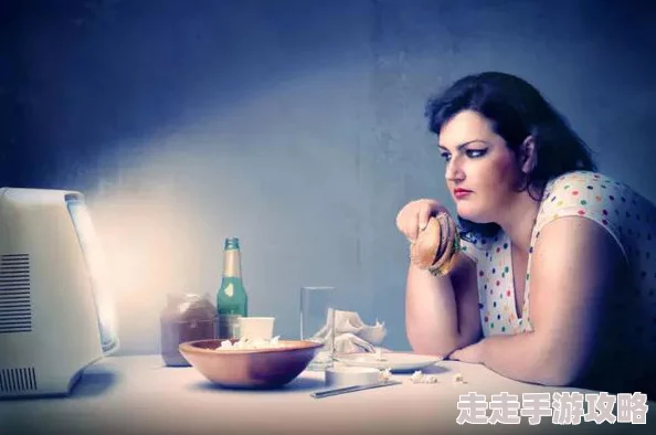 厨房挺进旗袍美妇让我们共同努力追求美好生活与健康幸福 厨房挺进旗袍美妇让我们共同努力追求美好生活与健康幸福