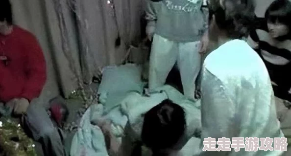 校花被折磨阴部流水校花奋力反抗最终逃脱魔掌