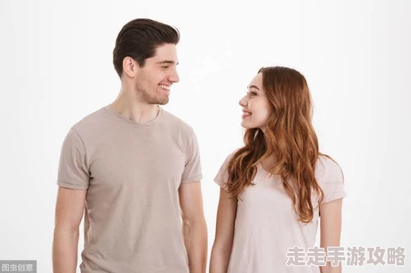 男生和女生一起相嗟嗟嗟两人互通心意后开始尝试交往