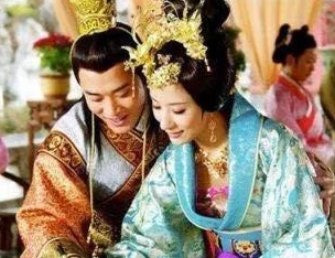 皇上不可以废后已成定局打入冷宫众人皆叹惋 皇上不可以废后已成定局打入冷宫众人皆叹惋