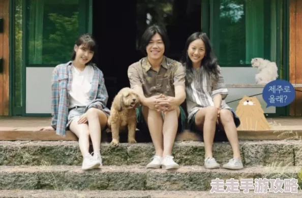 冬月枫作品布达佩斯小酒馆心灵的港湾让每一位客人都能感受到温暖与快乐