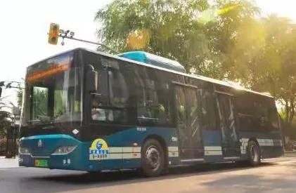 h文公交新开通的公交线路将于下周一正式投入使用，方便市民出行