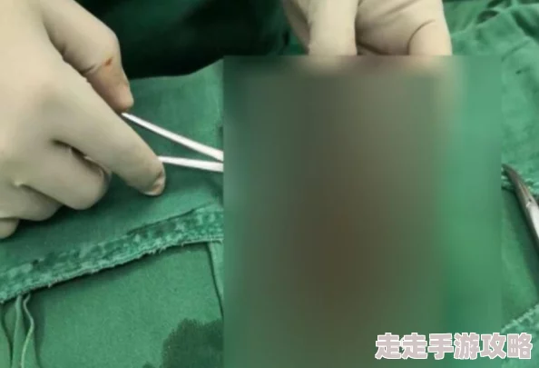 小孩半夜被女孩吃睾丸正常吗警方已介入调查情况复杂暂未公布更多信息 小孩半夜被女孩吃睾丸正常吗警方已介入调查情况复杂暂未公布更多信息