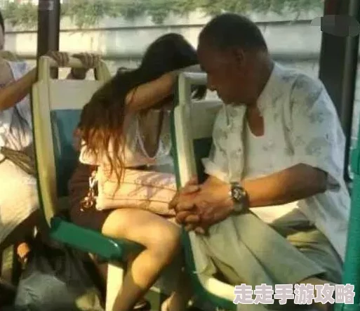 上课呢~别揉我胸啊啊网友:要素过多信息量爆炸尺度有点大 上课呢~别揉我胸啊啊网友:要素过多信息量爆炸尺度有点大