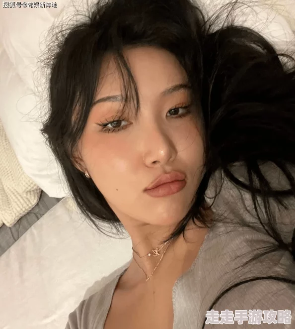 插美女网站该网站传播色情内容已被举报并正在接受调查