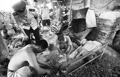 黄色毛片人与兽已被举报至相关部门并将严肃处理