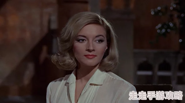 惊青艳女郎电影画面粗糙演技尴尬剧情老套浪费时间 惊青艳女郎电影画面粗糙演技尴尬剧情老套浪费时间