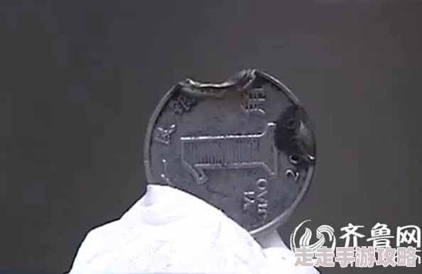 走你图片原男子高空抛掷硬币致女童受伤警方已介入调查